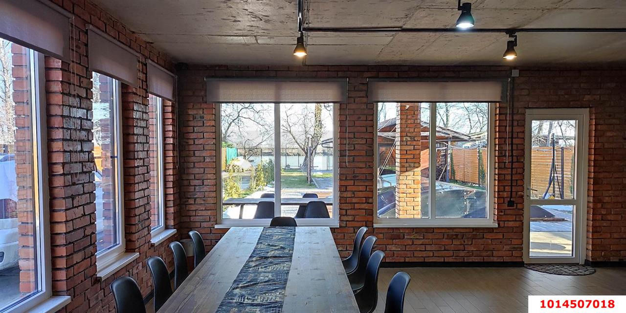 Фото №3: Дом 240 м² + 8 сот. - Елизаветинская, Прикубанский внутригородской округ, ст Речник, ул. Береговая, 548