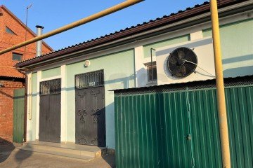 Фото №3: Отдельное здание 226 м² - Краснодар, мкр. Камвольно-суконный Комбинат, ул. Братская, 14