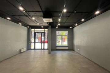 Фото №4: Торговое помещение 47 м² - Краснодар, мкр. жилой комплекс Ракурс, ул. имени Героя Ростовского, 8к7