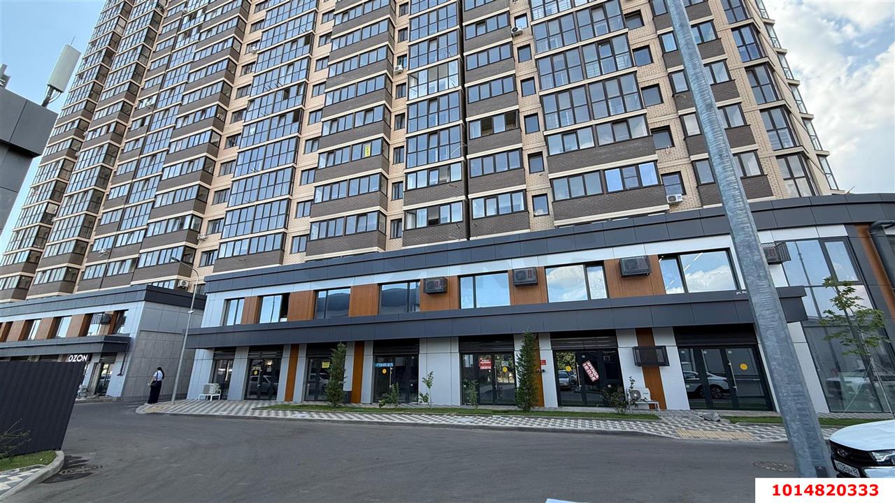 Фото №1: Торговое помещение 58 м² - Краснодар, Музыкальный, ул. Российская, 257/7 лит1