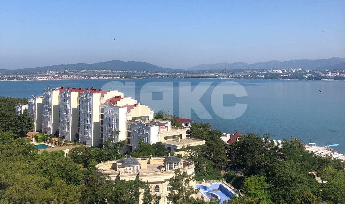 Фото №2: 2-комнатная квартира 130 м² - Геленджик, жилой комплекс Акватория, ул. Крымская, 3к1