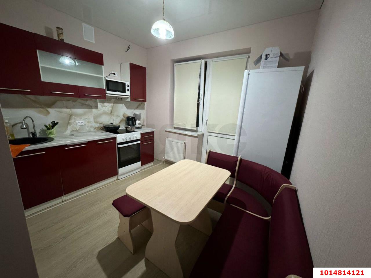 Фото №1: 2-комнатная квартира 45 м² - Новая Адыгея, жилой комплекс Родной Дом, ул. Бжегокайская, 31/3к3