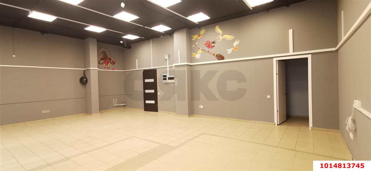 Фото №4: Коммерция 80 м² - Краснодар, Прикубанский внутригородской округ, Славянский, мкр. Светлоград, ул. Красных Партизан, 1/4к7