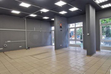 Фото №3: Торговое помещение 81 м² - Краснодар, мкр. Светлоград, ул. Красных Партизан, 1/4к7
