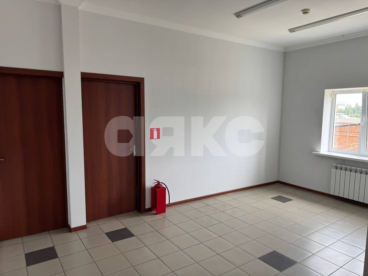 Фото №13: Коммерция 401 м² - Майкоп, ул. Строителей, 7/1