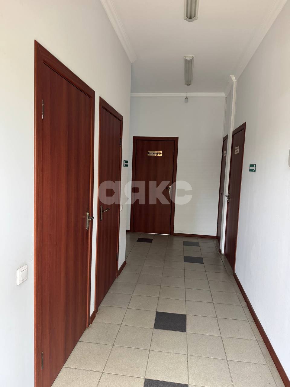 Фото №5: Коммерция 401 м² - Майкоп, ул. Строителей, 7/1