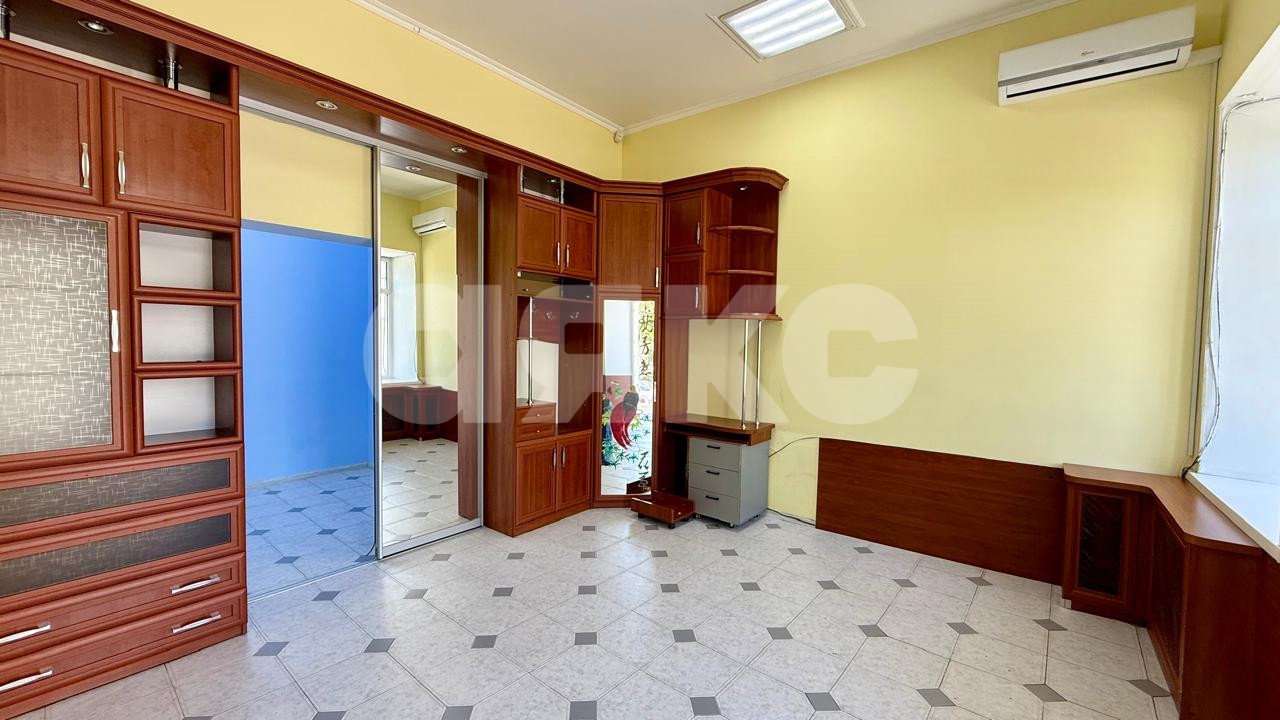 Фото №3: Коммерция 88 м² - Симферополь, Киевский, ул. Ленина, 33