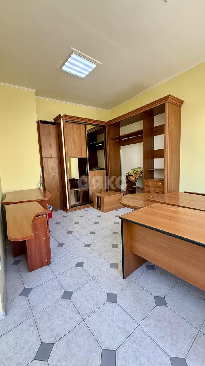 Фото №2: Коммерция 88 м² - Симферополь, Киевский, ул. Ленина, 33