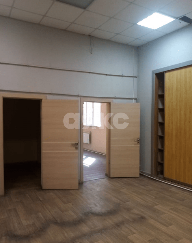 Фото №3: Коммерция 250 м² - Ростов-на-Дону, Пролетарский, ул. Рыльского, 2