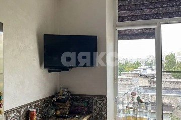 Фото №2: 4-комнатная квартира 82 м² - Ростов-на-Дону, р. Октябрьский, пр-кт Ворошиловский, 91