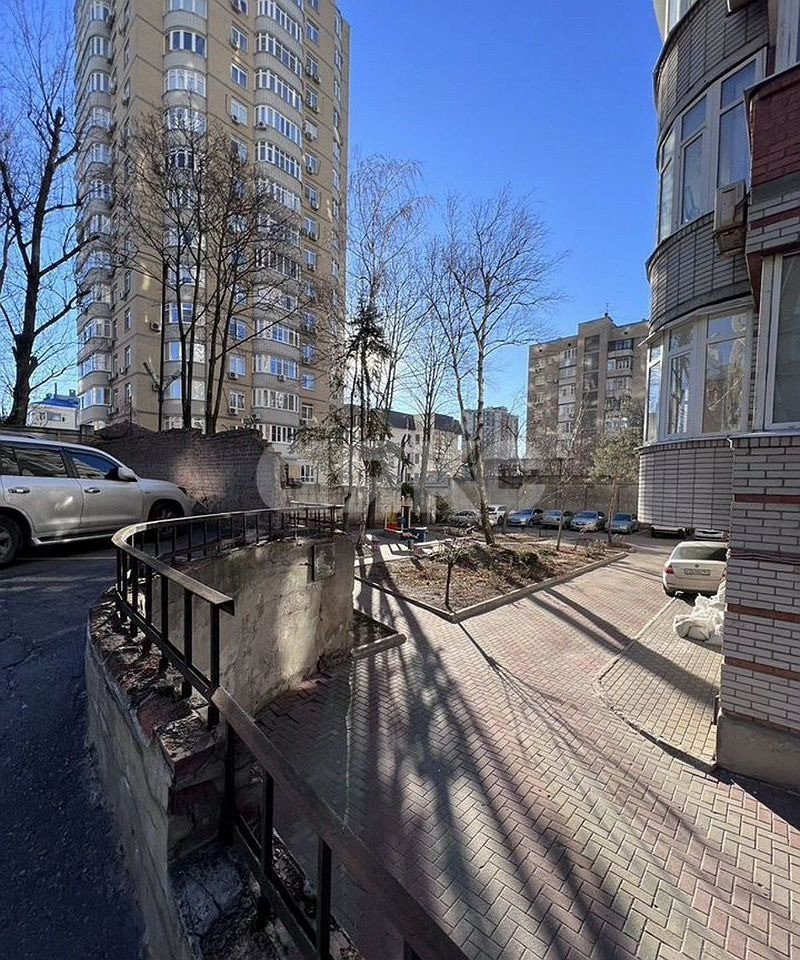 Фото №17: 4-комнатная квартира 136 м² - Ростов-на-Дону, Кировский, ул. Пушкинская, 138