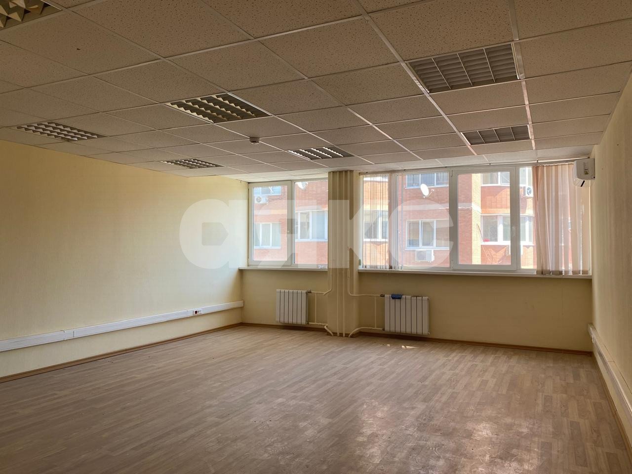Фото №4: Коммерция 200 м² - Ростов-на-Дону, Кировский, пер. Университетский, 115А