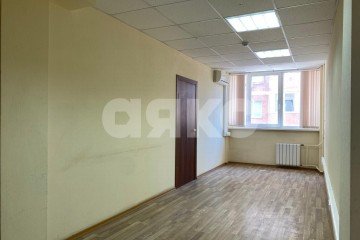 Фото №2: Коммерция 200 м² - Ростов-на-Дону, р. Кировский, пер. Университетский, 115А