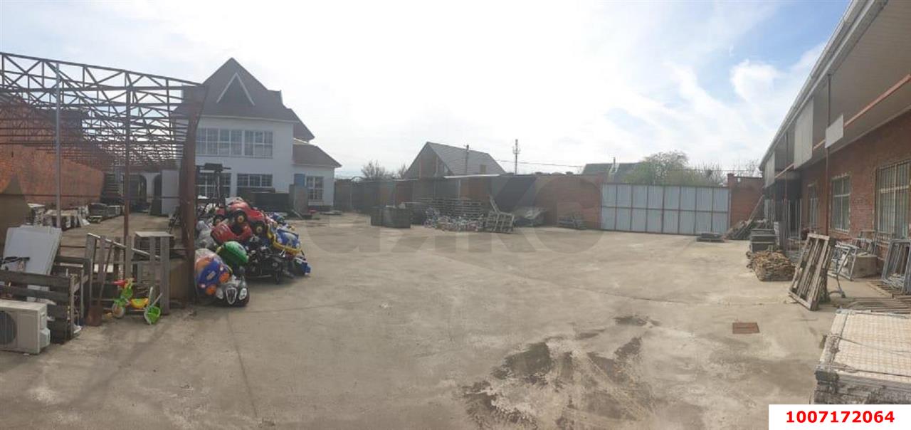 Фото №2: Коммерция 900 м² - Краснодар, Прикубанский внутригородской округ, Калинино, мкр. Завод Радиоизмерительных Приборов, ул. Сиреневая, 3