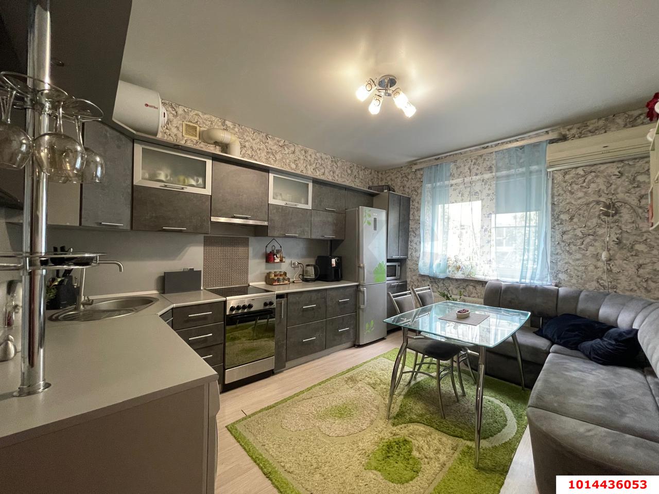 Фото №1: 2-комнатная квартира 70 м² - Российский, жилой комплекс Берёзки, ул. Ратной Славы, 24