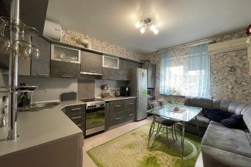 Фото №1: 2-комнатная квартира 70 м² - Российский, мкр. жилой комплекс Берёзки, ул. Ратной Славы, 24
