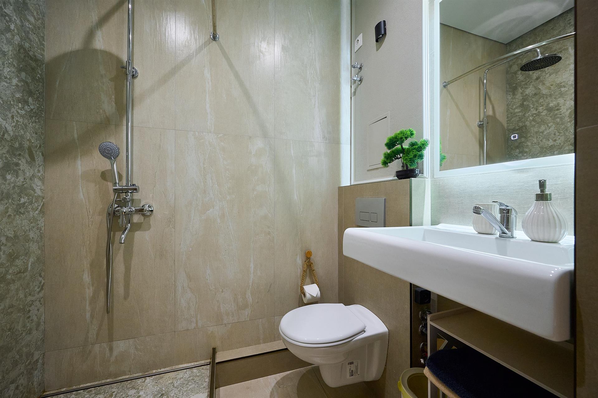 Фото №10: Студия 19 м² - Краснодар, Прикубанский внутригородской округ, Калинино, Завод Радиоизмерительных Приборов, мкр. ЖК Акварели-2, ул. Тепличная, 62/1к5