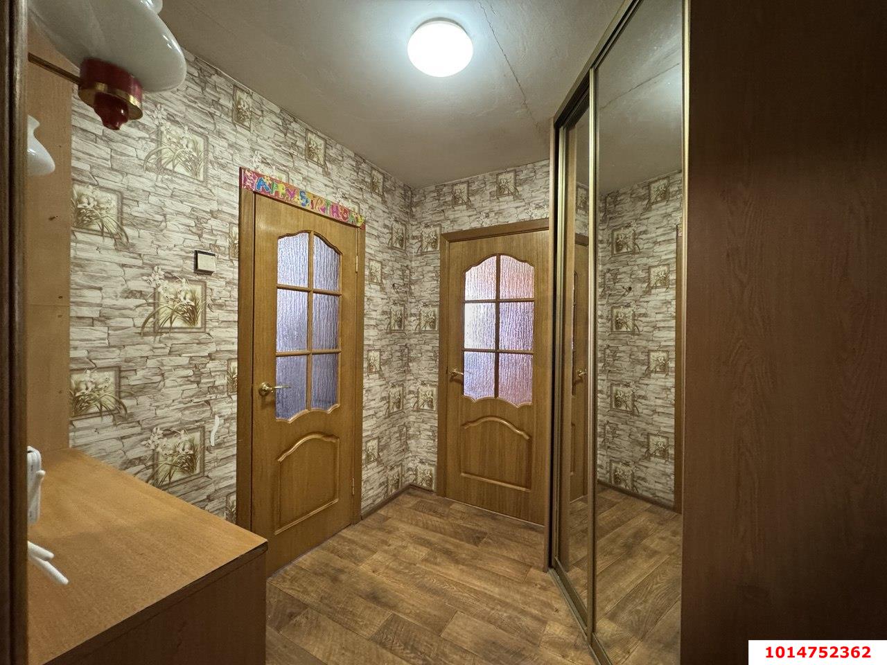 Фото №8: 3-комнатная квартира 76 м² - Краснодар, Черёмушки, Карасунский внутригородской округ, мкр. Центральный внутригородской округ, ул. Ставропольская, 201