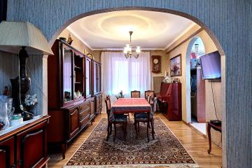 Фото №1: 3-комнатная квартира 76 м² - Краснодар, мкр. Юбилейный, ул. 70-летия Октября, 32