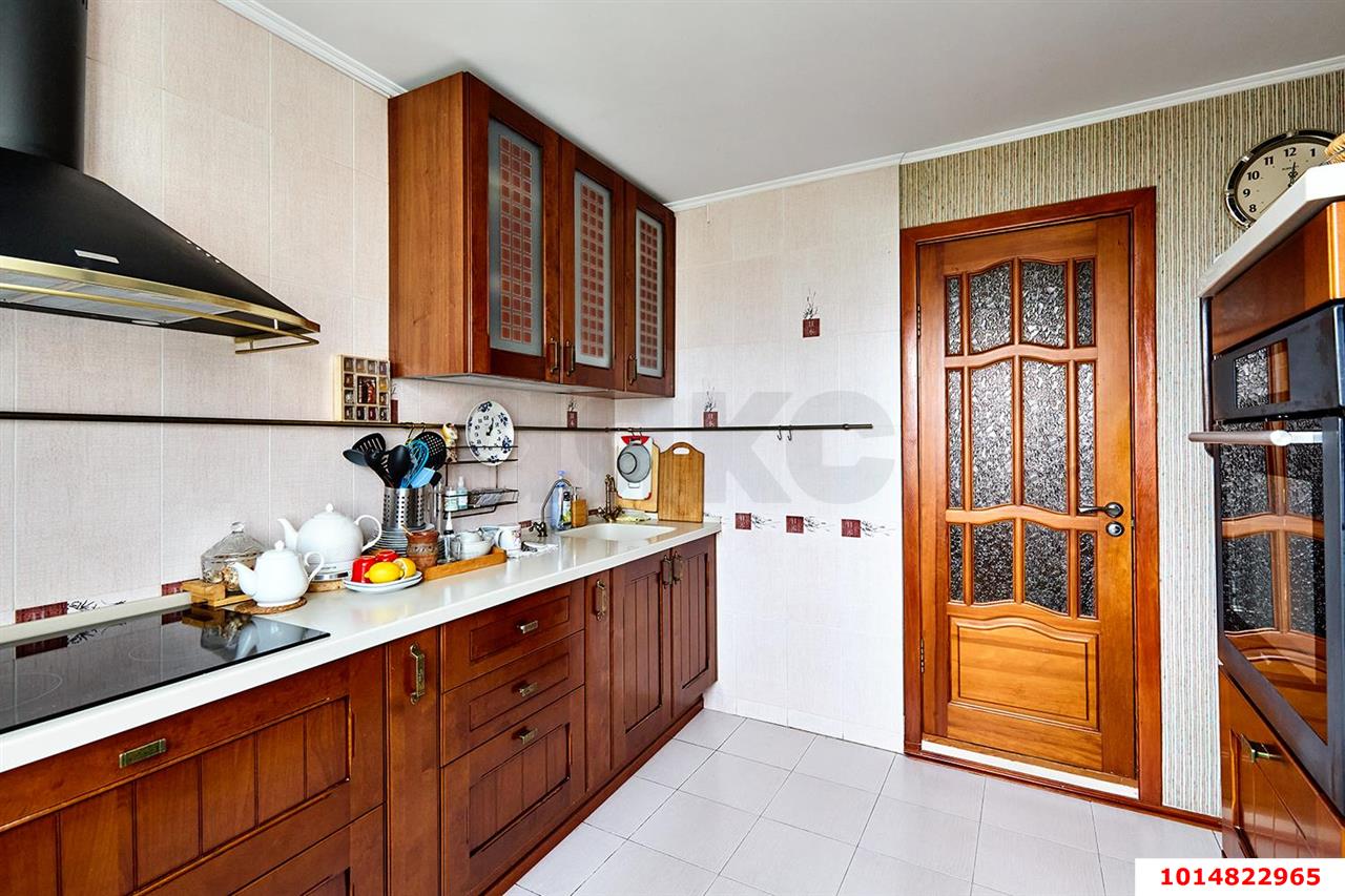 Фото №8: 3-комнатная квартира 76 м² - Краснодар, Западный внутригородской округ, мкр. Юбилейный, ул. 70-летия Октября, 32