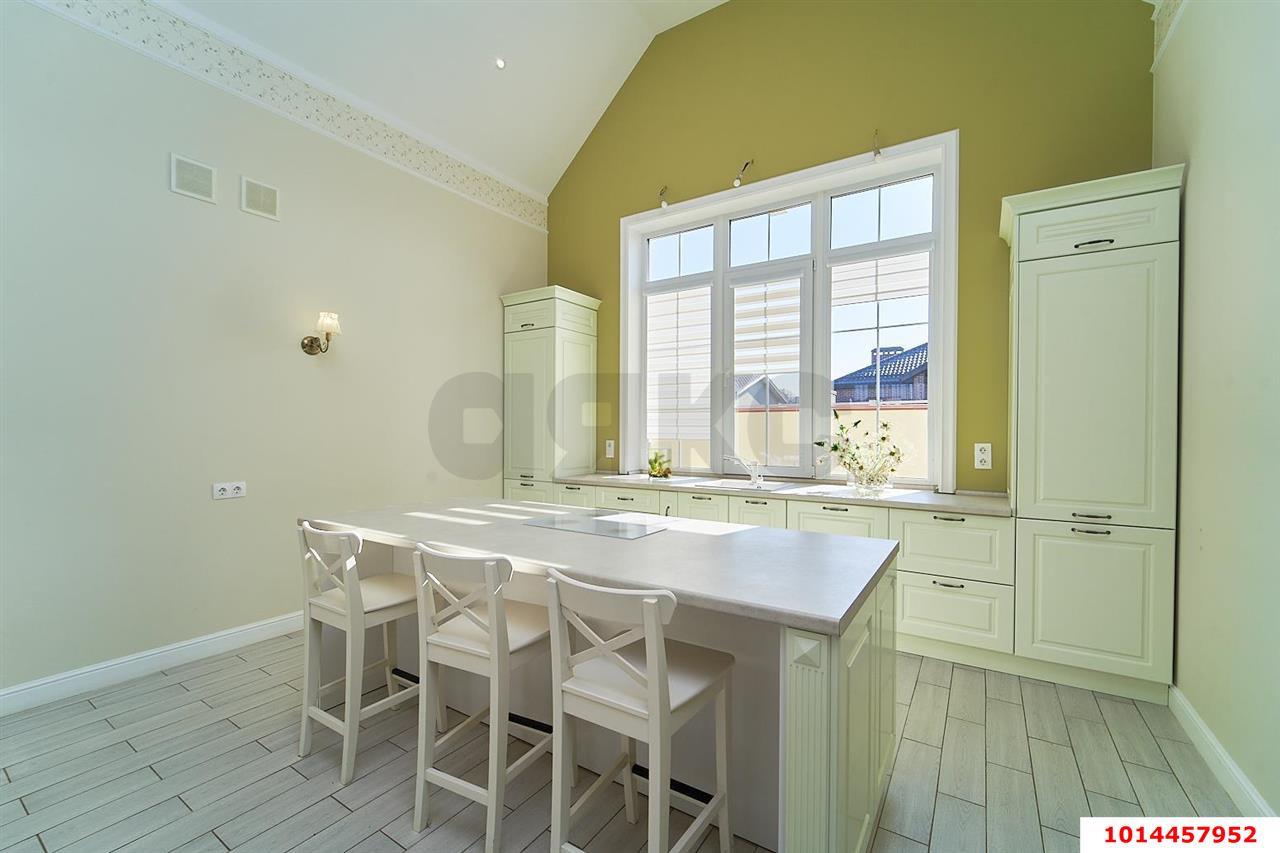 Фото №4: Дом 175 м² + 15 сот. - Ленина, территория ДНТ Виктория, ул. Солнечная