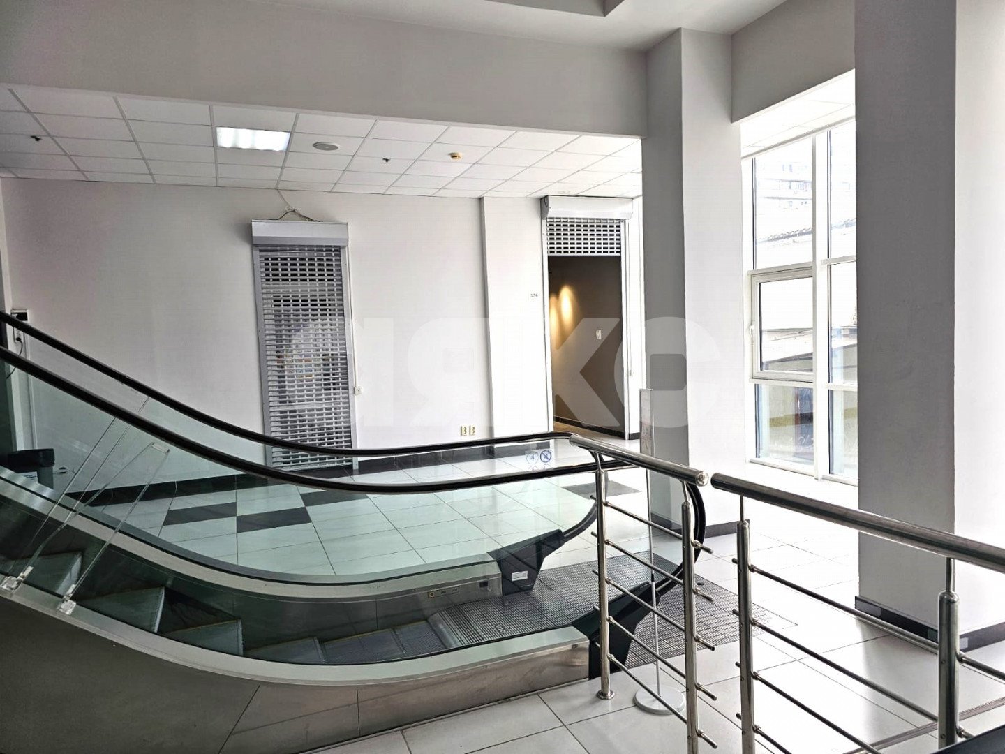 Фото №5: Коммерция 10 м² - Сочи, Центральный, ул. Навагинская, 9