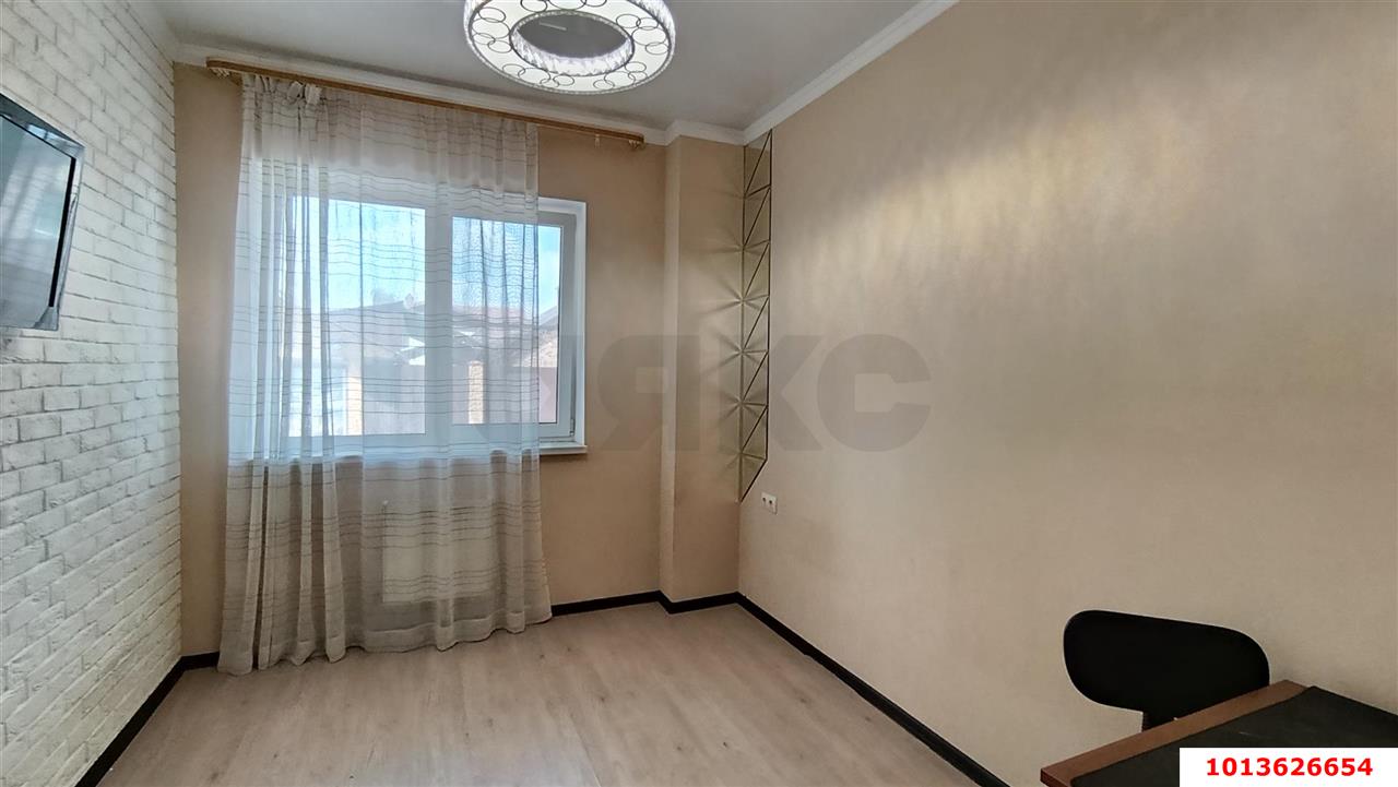 Фото №9: 2-комнатная квартира 53 м² - Краснодар, Завод Радиоизмерительных Приборов, ул. Карельская, 51/7