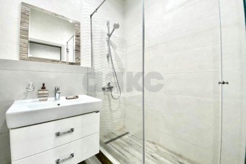 Фото №1: 1-комнатная квартира 40 м² - Новороссийск, р. Центральный, ул. Энгельса, 95