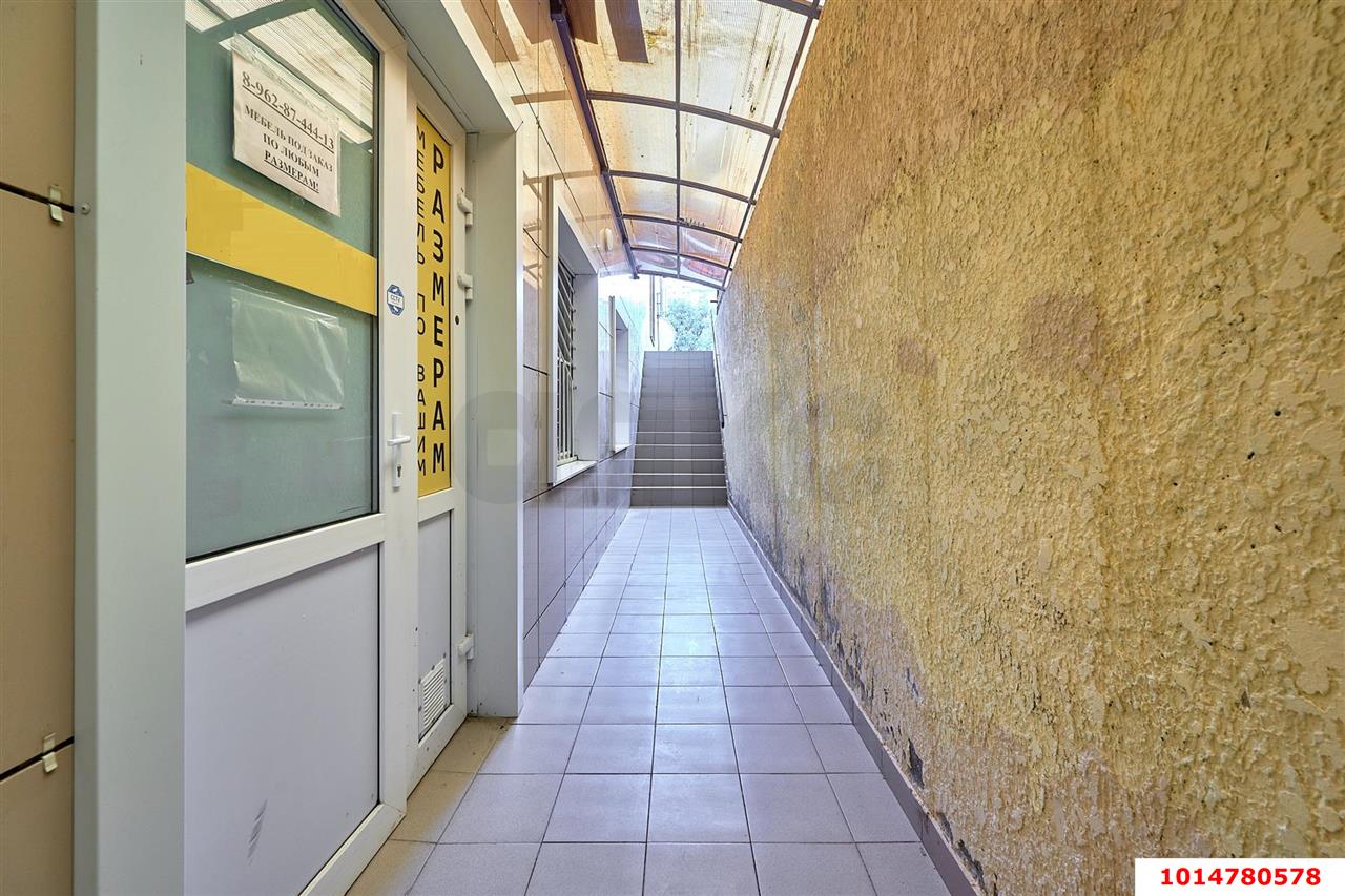 Фото №6: Торговое помещение 72 м² - Краснодар, жилой комплекс Краски, ул. Краеведа Соловьёва, 6к1