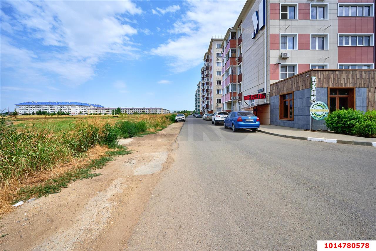 Фото №16: Торговое помещение 72 м² - Краснодар, жилой комплекс Краски, ул. Краеведа Соловьёва, 6к1
