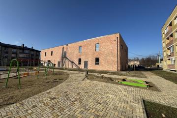 Фото №1: Отдельное здание <span class="whitespace-nowrap">720 м²</span>, <span class="whitespace-nowrap">2/2 эт.</span> - Пригородный, мкр. Алтайский, ул. Сербская, 6сБ
