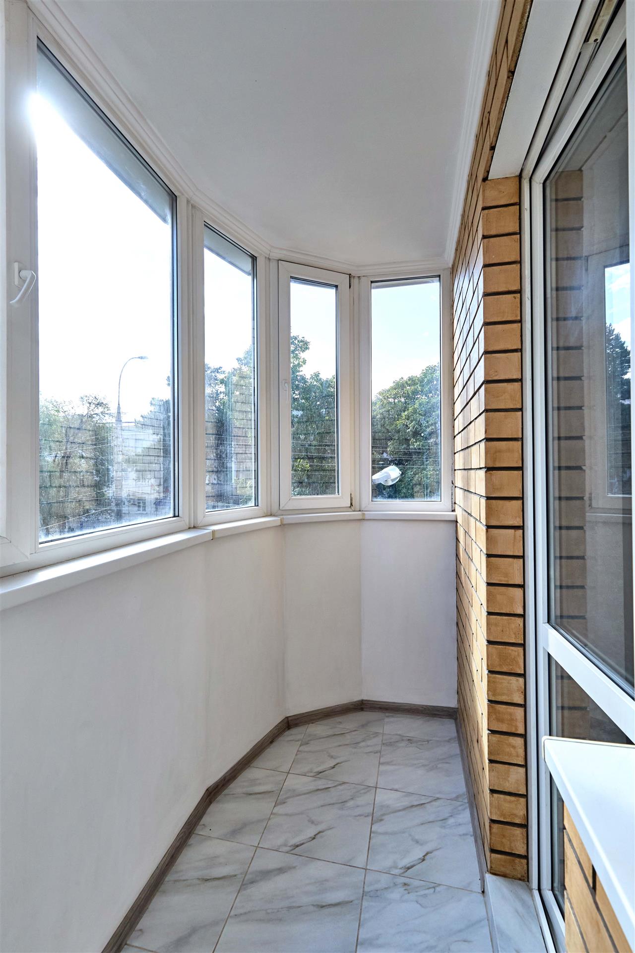 Фото №3: 2-комнатная квартира 63 м² - Краснодар, Центральный внутригородской округ, мкр. Дубинка, ул. Таманская, 130/3