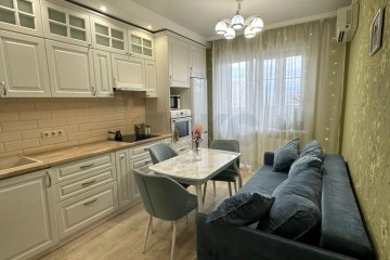 Фото №1: 2-комнатная квартира 46 м² - Краснодар, мкр. жилой комплекс Солнечный Парк, ул. имени Симиренко, 37к1