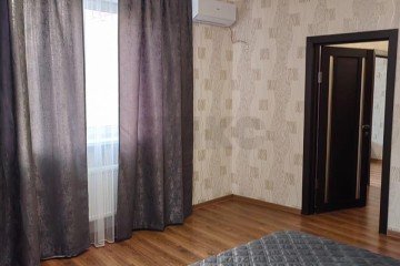 Фото №2: 2-комнатная квартира 68 м² - Краснодар, мкр. имени Маршала Жукова, ул. Александра Покрышкина, 2/2