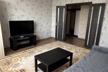 Фото №1: 2-комнатная квартира 68 м² - Краснодар, мкр. имени Маршала Жукова, ул. Александра Покрышкина, 2/2