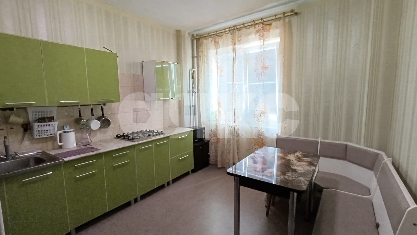 Фото №5: 2-комнатная квартира 64 м² - Горячий Ключ, Администрация, ул. Ленина, 193Г
