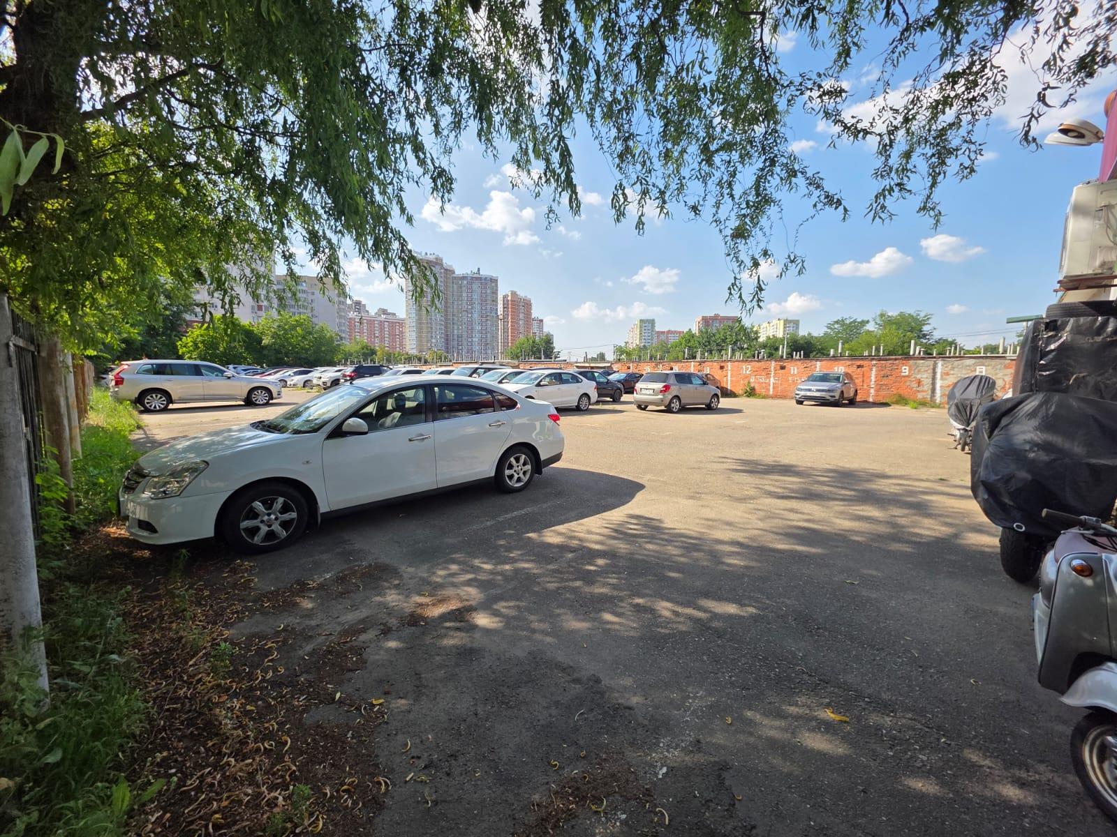 Фото №3: Коммерция 25 м² - Краснодар, Западный внутригородской округ, мкр. Юбилейный, ул. Думенко, 21