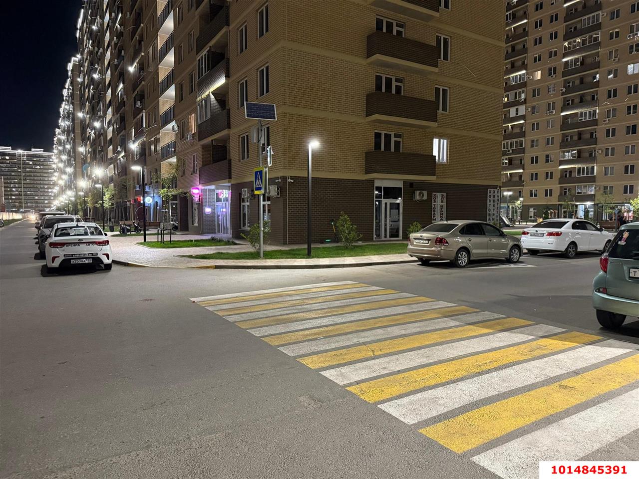 Фото №4: Торговое помещение 37 м² - Краснодар, жилой комплекс Дыхание, ул. Лётчика Позднякова, 2к24
