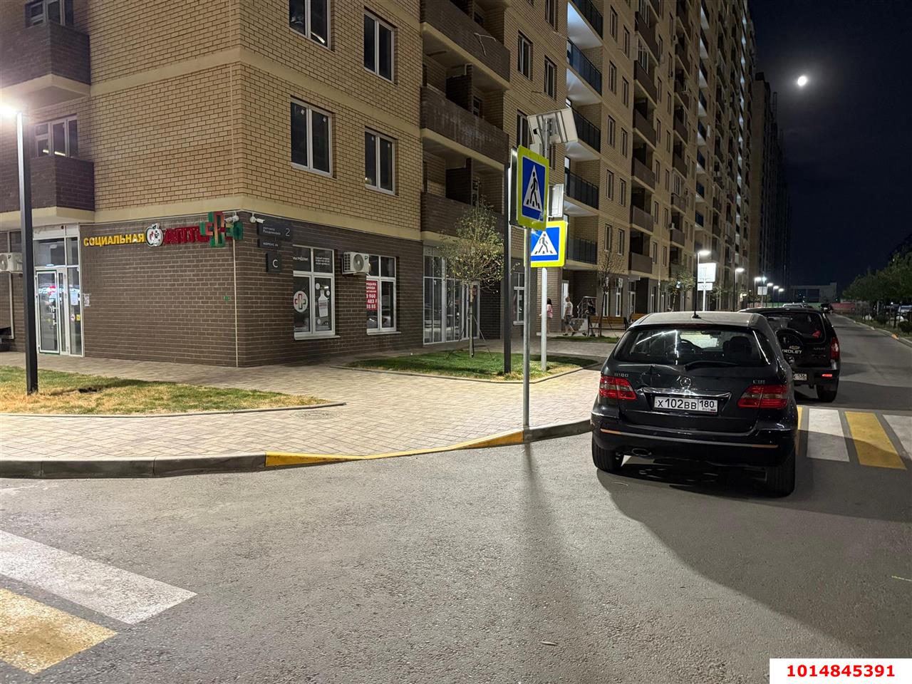 Фото №9: Торговое помещение 37 м² - Краснодар, жилой комплекс Дыхание, ул. Лётчика Позднякова, 2к24