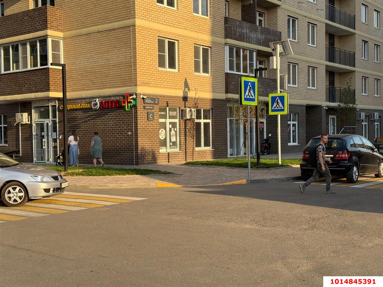 Фото №4: Торговое помещение 37 м² - Краснодар, жилой комплекс Дыхание, ул. Лётчика Позднякова, 2к24