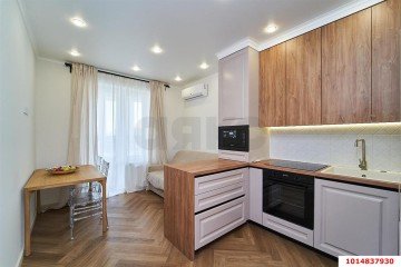 Фото №1: 2-комнатная квартира 76 м² - Краснодар, ж/м Пашковский, ул. Леонида Лаврова, 4