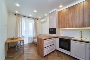 Фото №1: 2-комнатная квартира 76 м² - Краснодар, мкр. Карасунский внутригородской округ, ул. Леонида Лаврова, 4