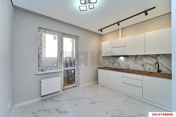 Фото №2: 1-комнатная квартира 38 м² - Краснодар, мкр. ЖК Красная Площадь, ул. им. Мурата Ахеджака, 12к5