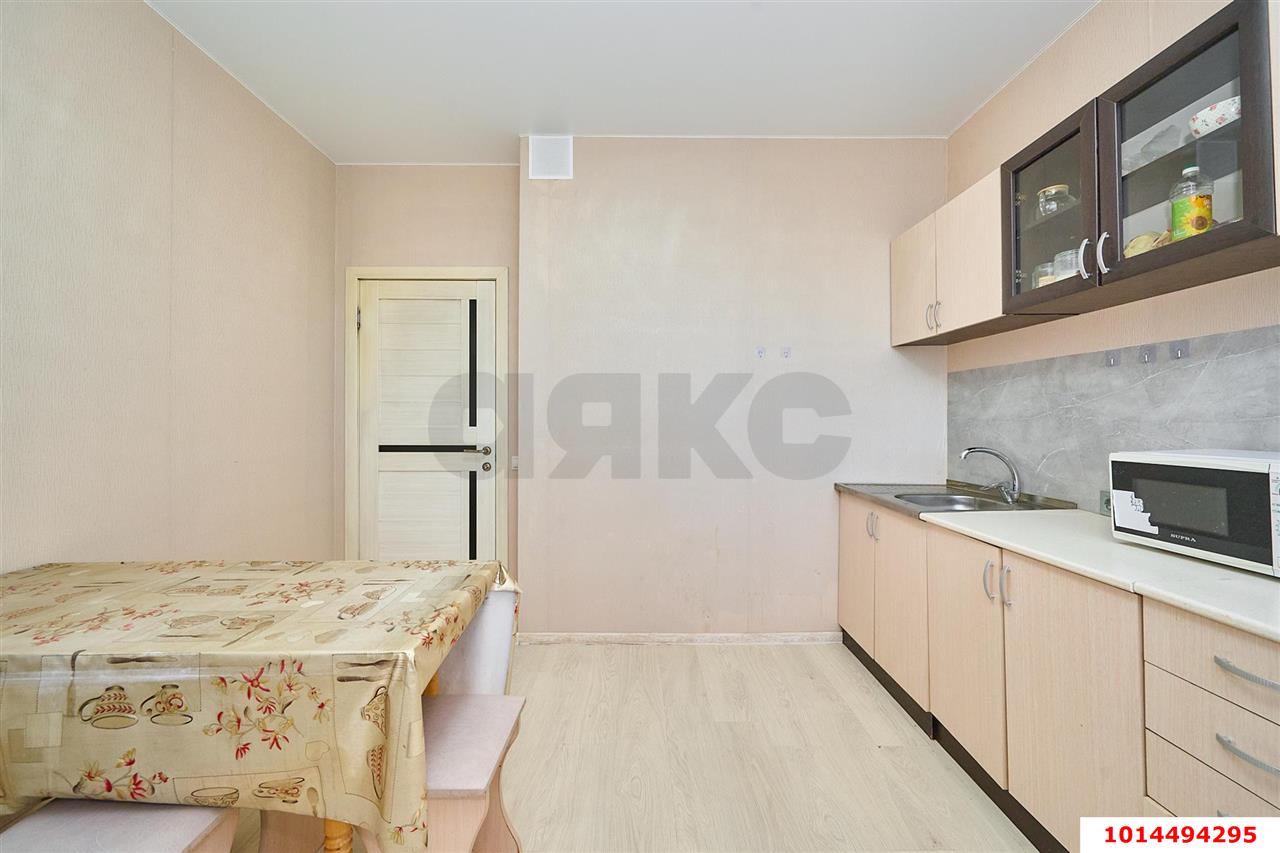 Фото №12: 2-комнатная квартира 76 м² - Краснодар, Краевая Клиническая Больница, ул. Домбайская, 12