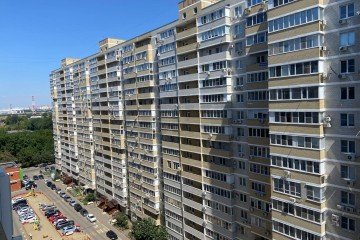 Фото №1: 2-комнатная квартира 70 м² - Краснодар, мкр. жилой комплекс Кремлёвские Ворота, ул. Кореновская, 2к3