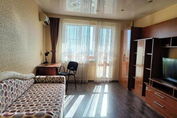 Фото №1: 2-комнатная квартира 60 м² - Краснодар, мкр. Юбилейный, ул. 70-летия Октября, 24