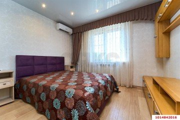 Фото №1: 2-комнатная квартира 54 м² - Краснодар, мкр. Юбилейный, ул. 70-летия Октября, 24