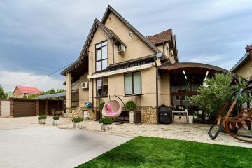 Фото №1: Дом 315 м² - Краснодар, мкр. Завод Радиоизмерительных Приборов, б-р Интернациональный, 150