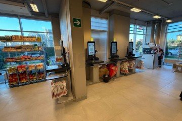 Фото №4: Торговое помещение 389 м² - Краснодар, мкр. Фестивальный, ул. Круговая, 4/1к3