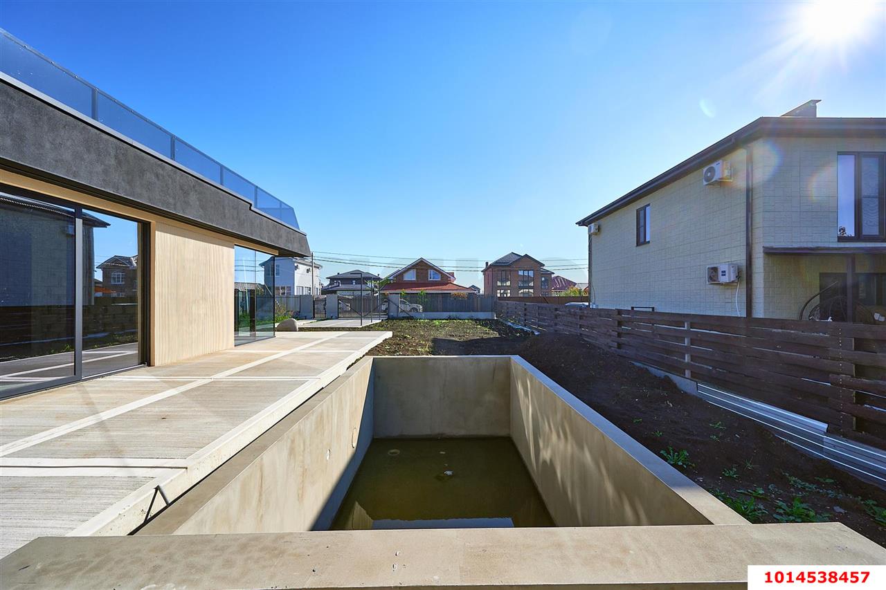 Фото №11: Дом 200 м² + 8 сот. - Краснодар, Прикубанский внутригородской округ, мкр. Тихая Поляна, ул. имени Писателя Г.И. Василенко, 11